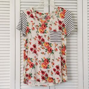 Brenda's Floral Stripe Stretch Pocket Tee Women's size L